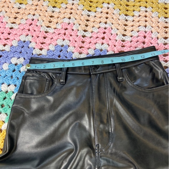 Abercrombie & Fitch The 90’s Straight Leg Ultra High Rise Faux-Leather Pants 27 - Picture 4 of 12